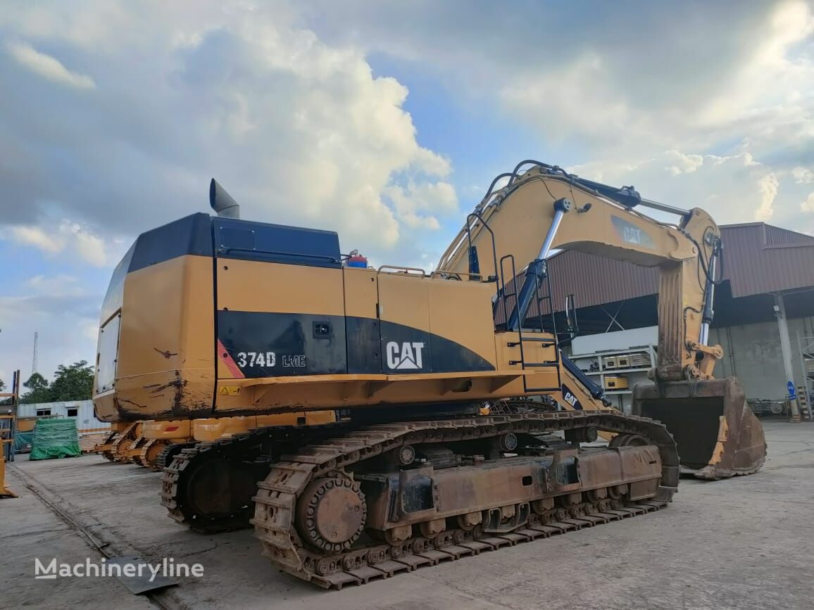 Caterpillar 374DL Kettenbagger