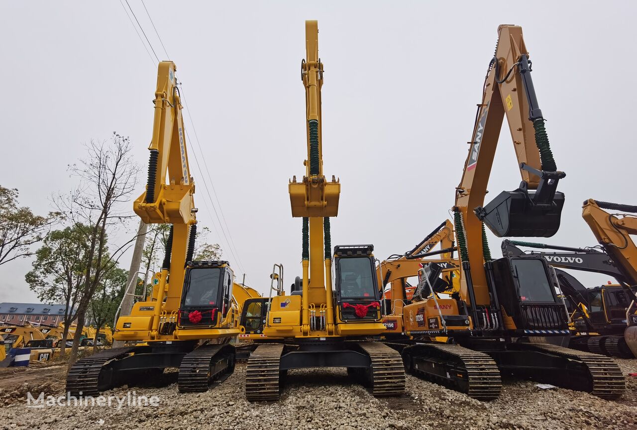 Komatsu PC220-8 Kettenbagger