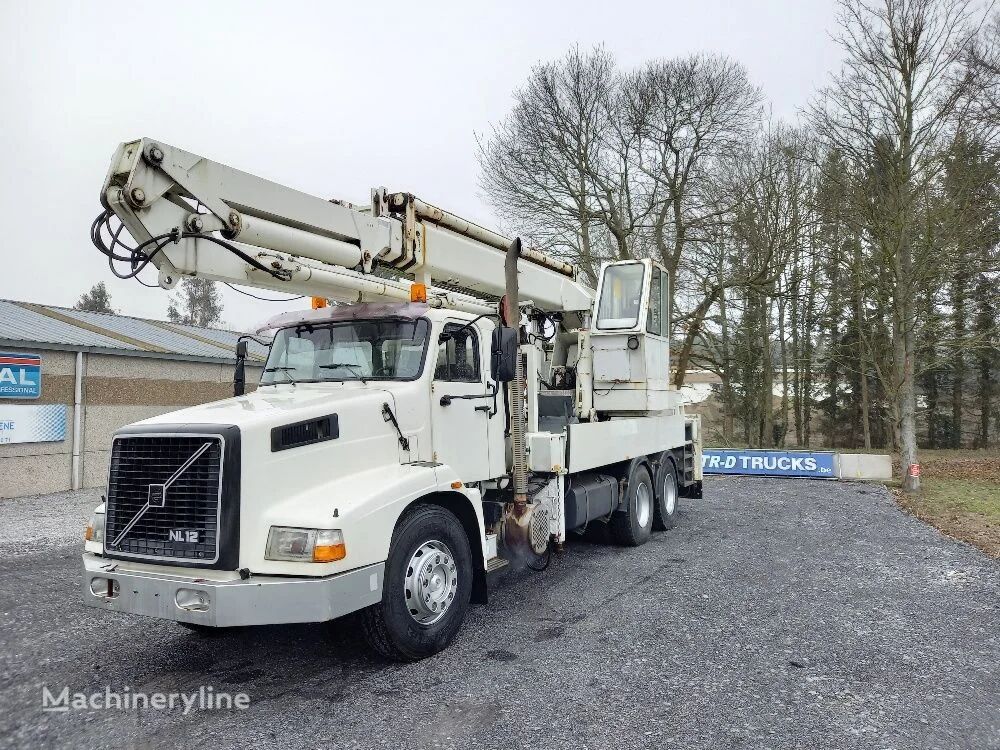 Volvo NH 12.420 NL12 420 6x4 CRANE 60T/M Mobilkran