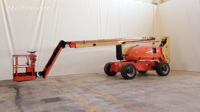 JLG 800AJ Teleskopbühne